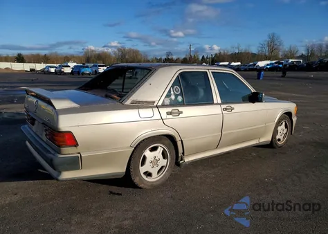1986 Mercedes-Benz 190 E 2.3-16 из США, поврежденный, VIN WDBDA34DXGF238067
